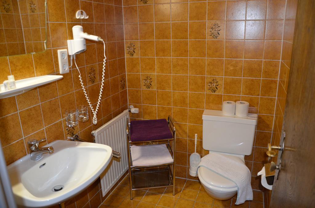 Gasthof "Zur Gemuetlichkeit" Bschlabs エクステリア 写真